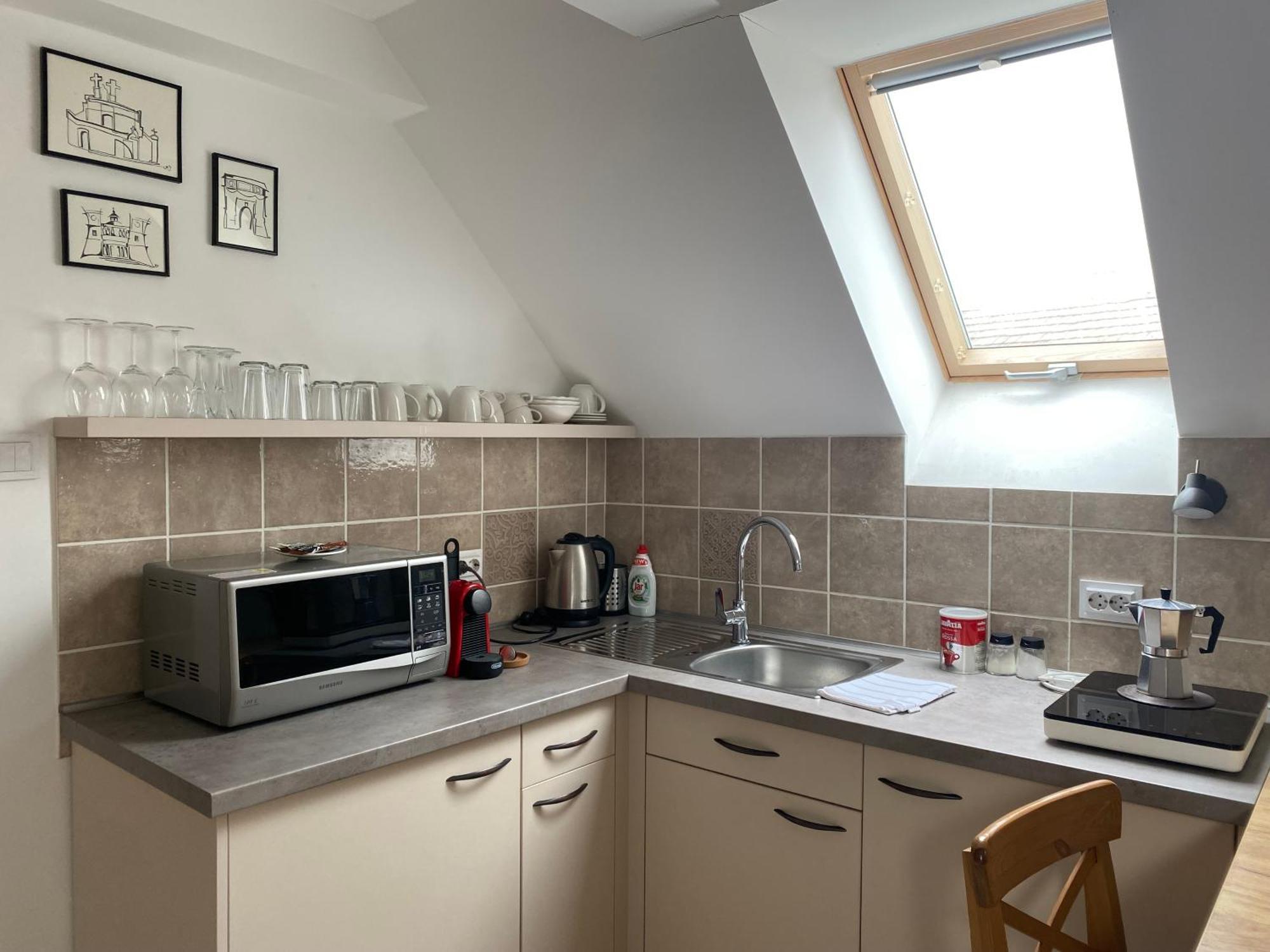 Vatus Apartmanhaz Vac Bagian luar foto