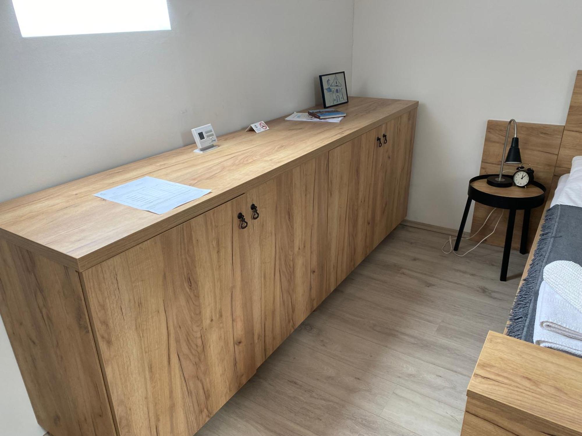 Vatus Apartmanhaz Vac Bagian luar foto