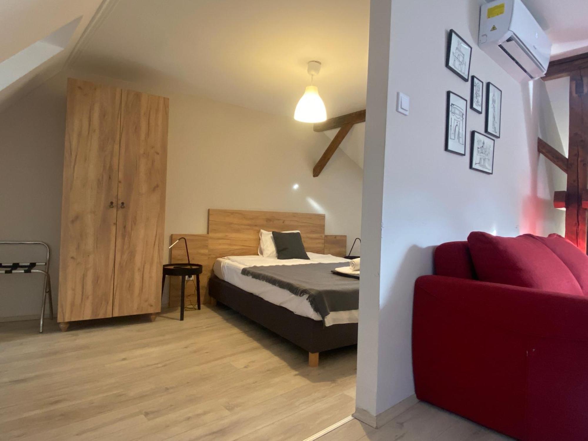 Vatus Apartmanhaz Vac Bagian luar foto