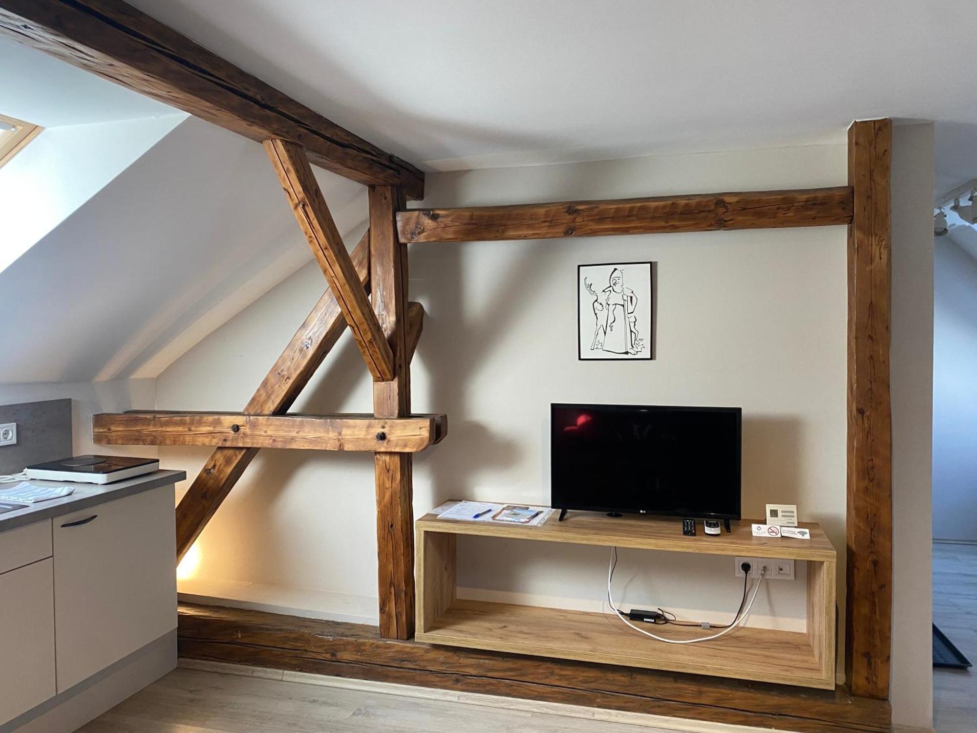 Vatus Apartmanhaz Vac Bagian luar foto