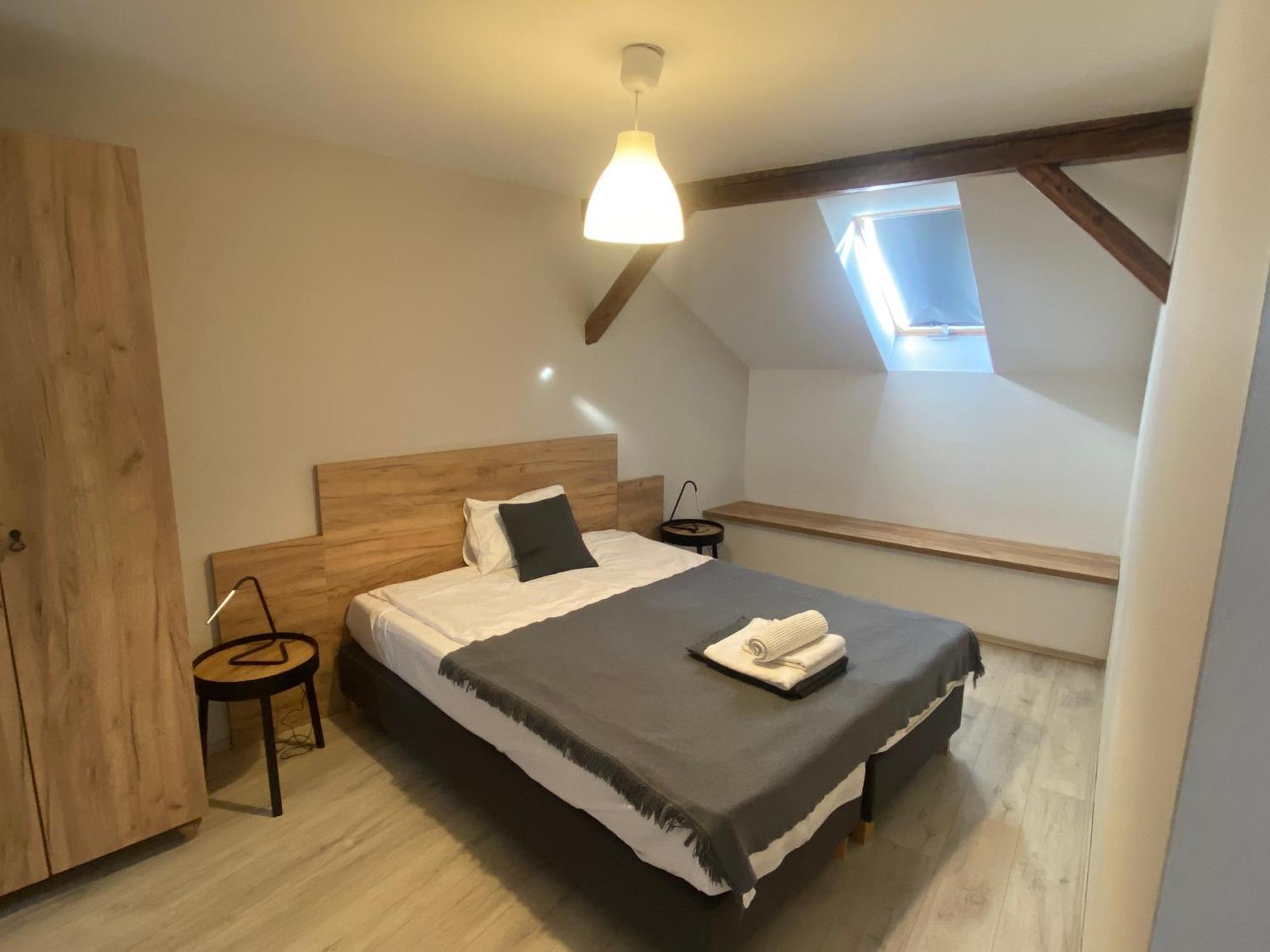 Vatus Apartmanhaz Vac Bagian luar foto